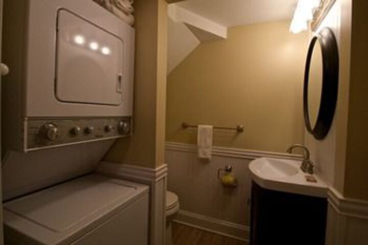 Room 13 of 21