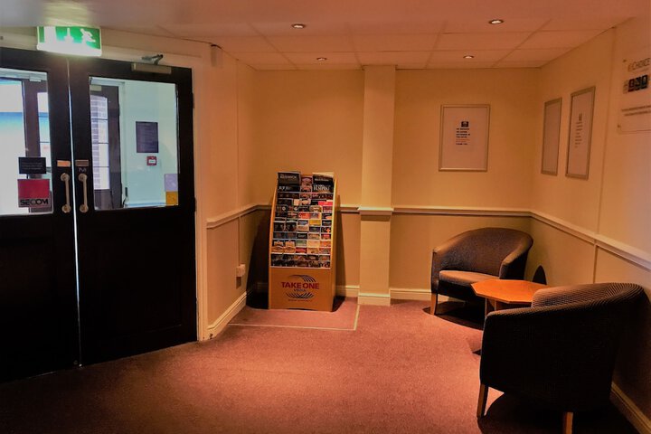 Guest Lobby