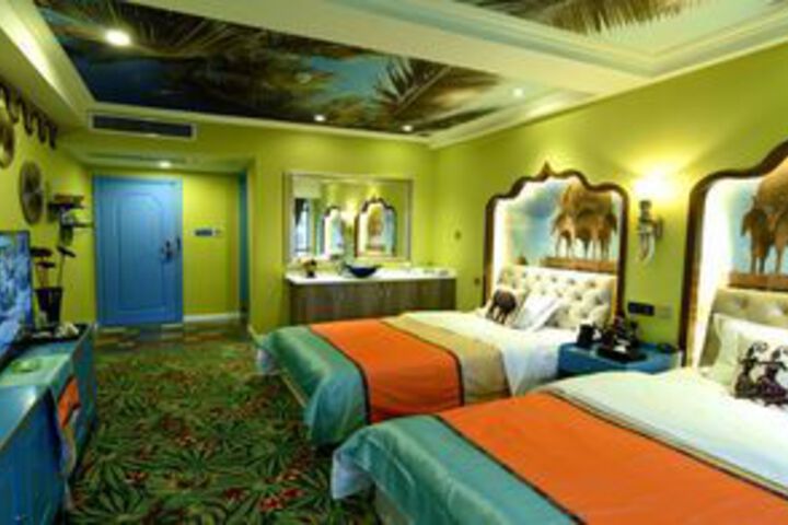 Room 4 of 21