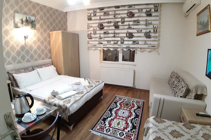 Room 35 of 123