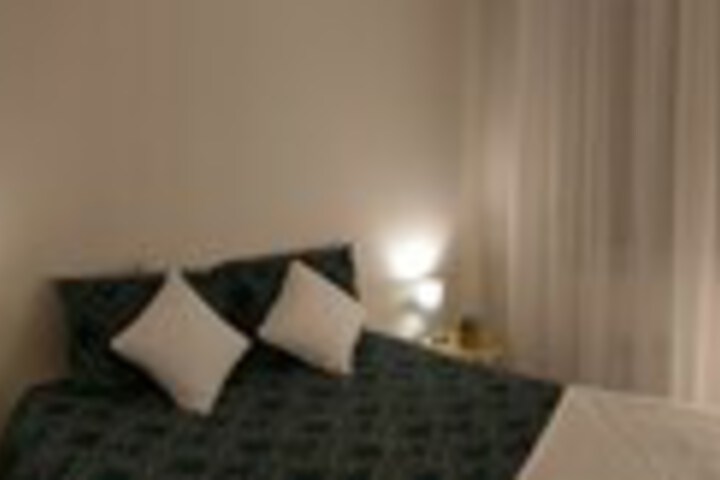 Room 13 of 14