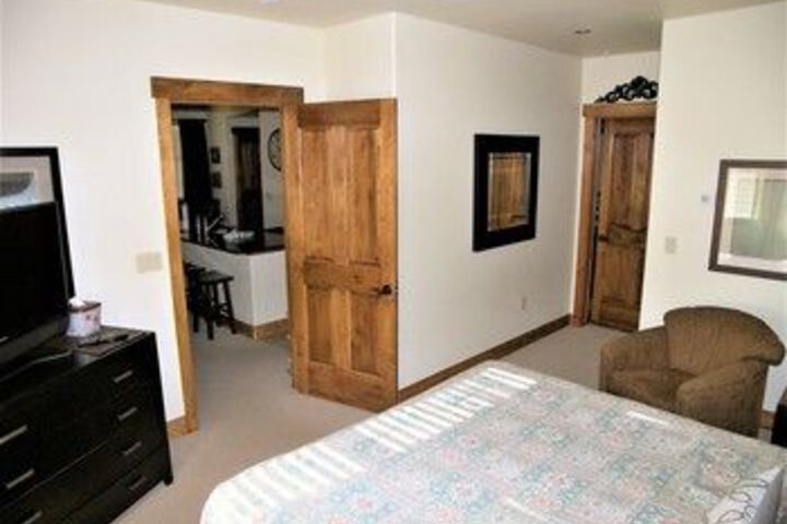 Room 49 of 138
