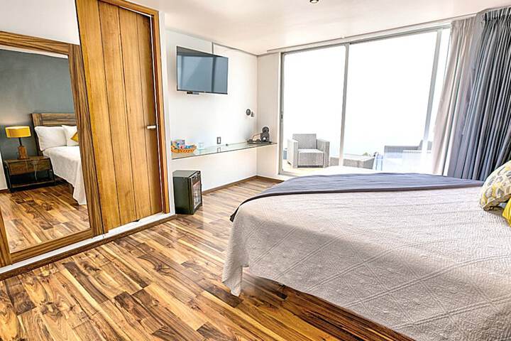 Room 21 of 76
