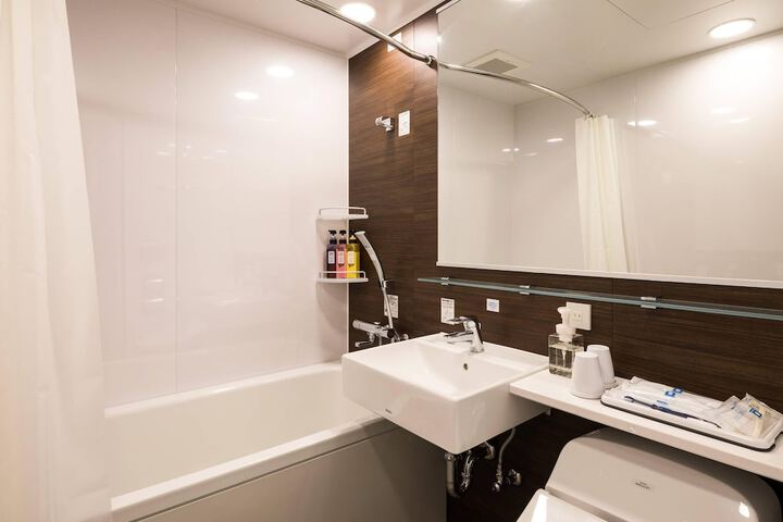 Clean Restrooms