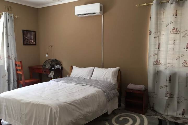 Room 9 of 9