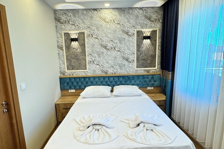 Room 36 of 72