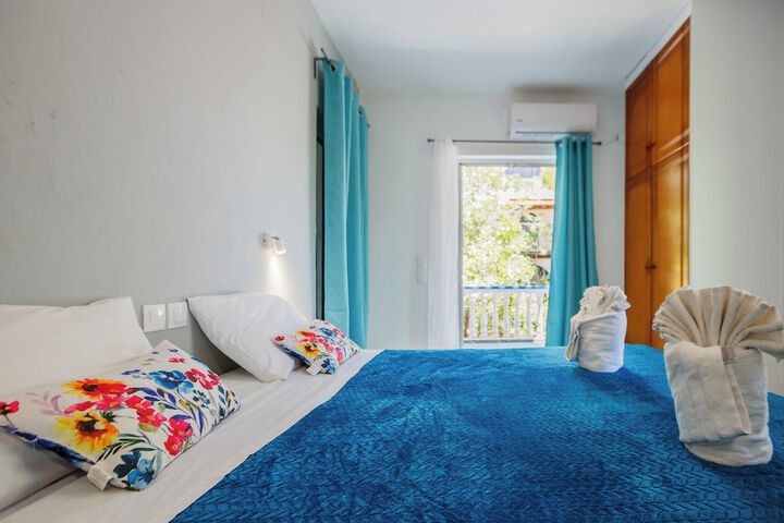 Room 7 of 40