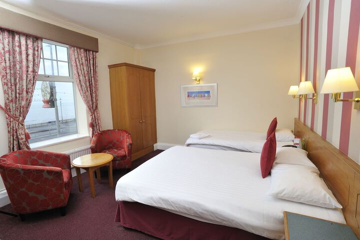 Room 5 of 79