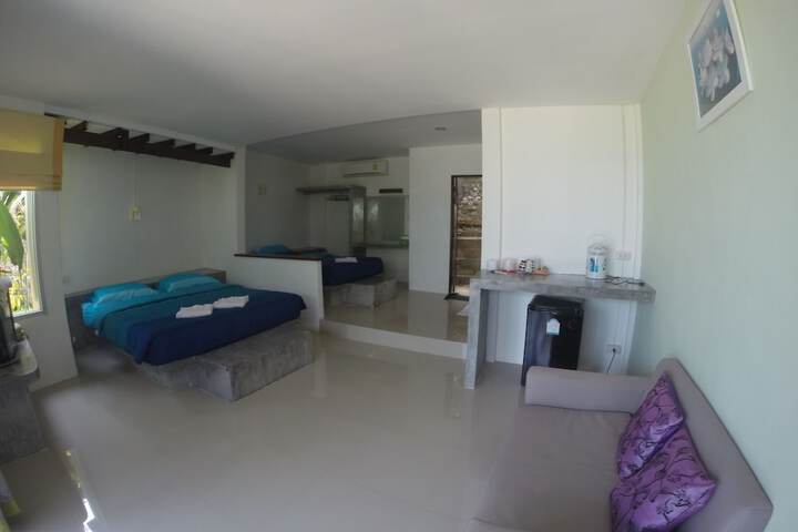 Room 15 of 82