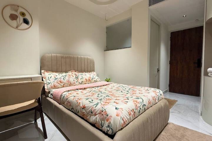Room 9 of 56