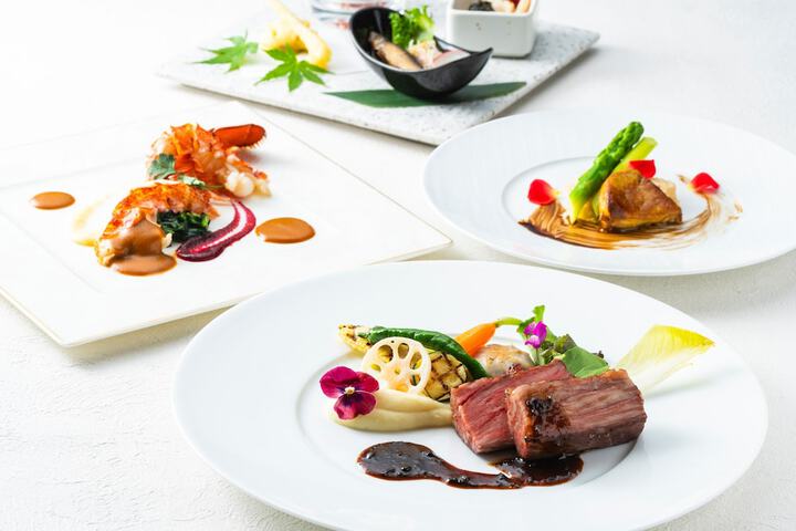 Dining 82 of 130