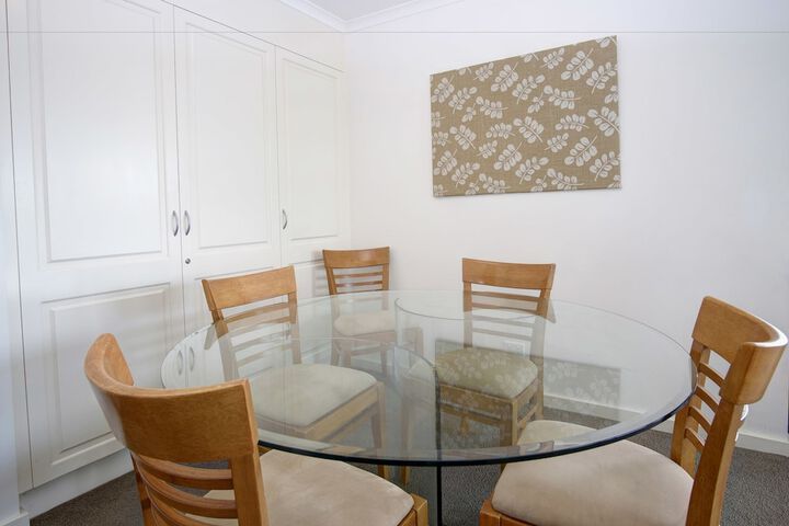 Room 2 of 22