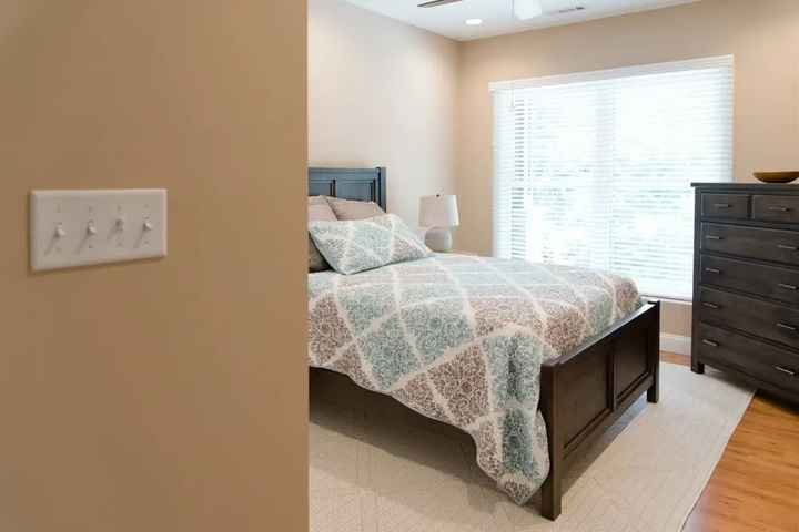 Room 2 of 21