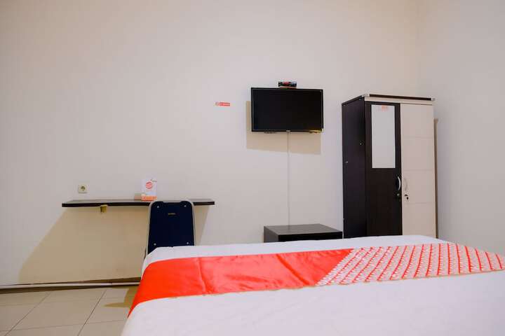 Room 27 of 30