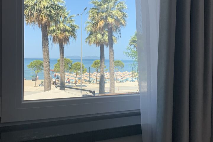 Beach 33 of 33