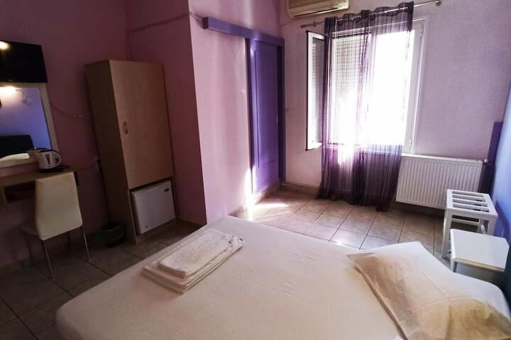 Room 27 of 57