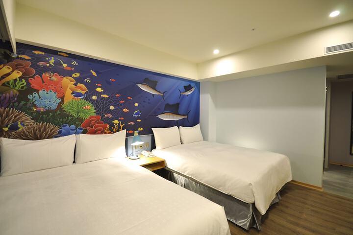 Room 19 of 51