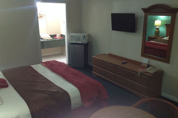 Room 11 of 21