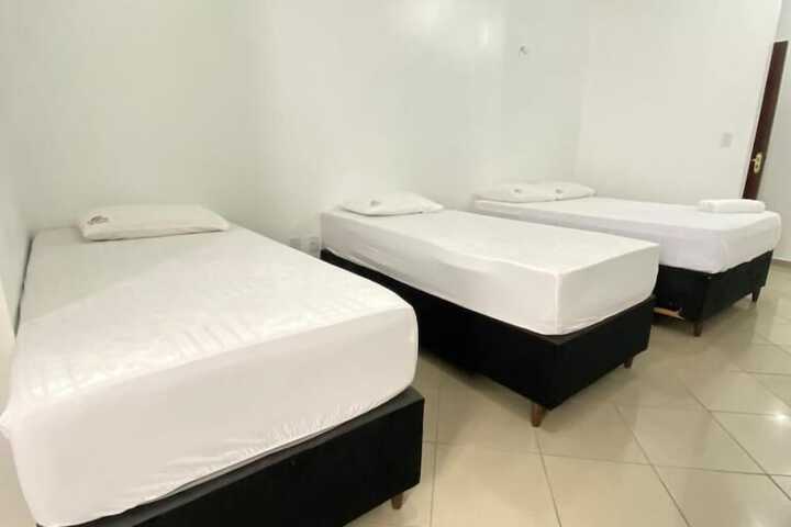Room 7 of 27