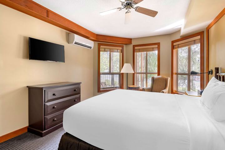 Room 4 of 56