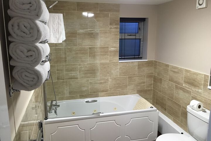 Room 4 of 46