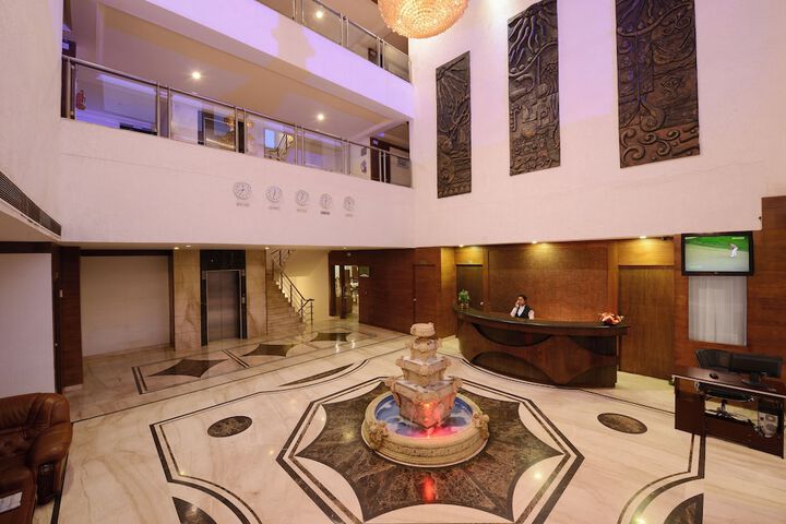 Guest Lobby