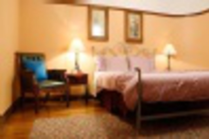 Room 28 of 360