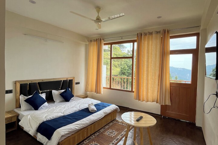 Room 8 of 27