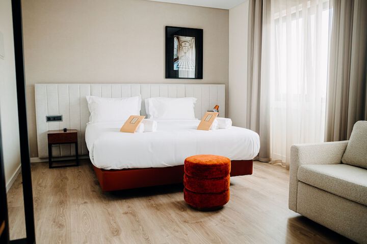 Room 90 of 164