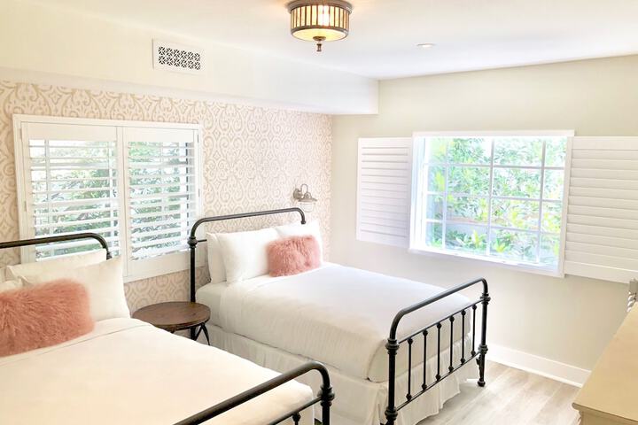 Classic Double Bed (15 of 23)
