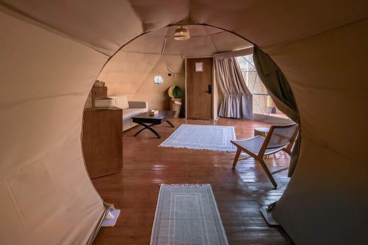 Room 28 of 41