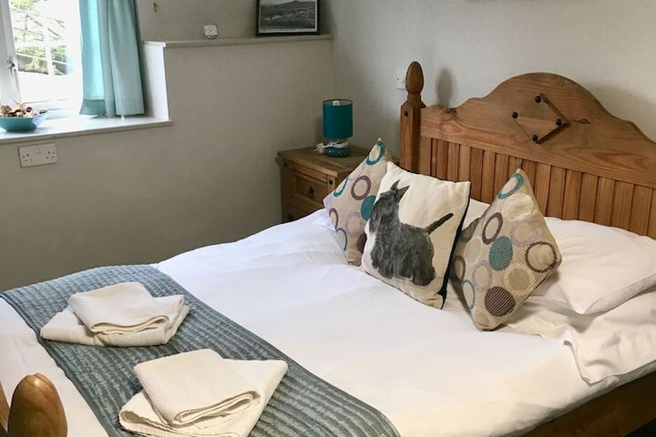 Room 8 of 30