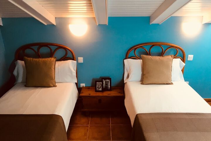 Room 10 of 44