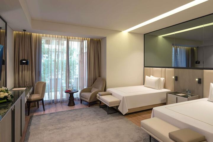 Room 38 of 95