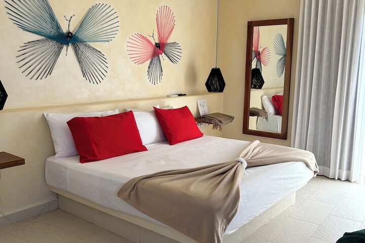 Room 109 of 321