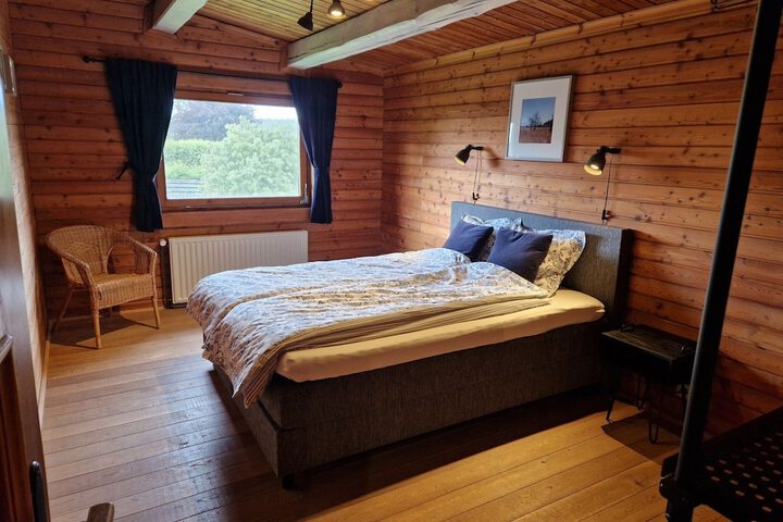 Room 3 of 57