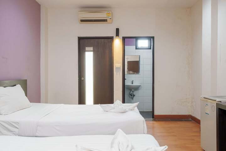 Room 41 of 58