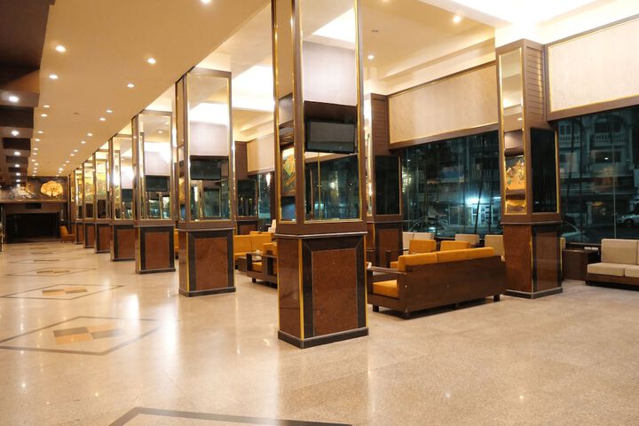 Guest Lobby