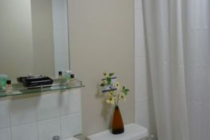 Room 2 of 25