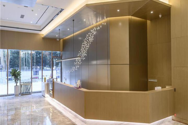 Hotel Interior 15 of 40