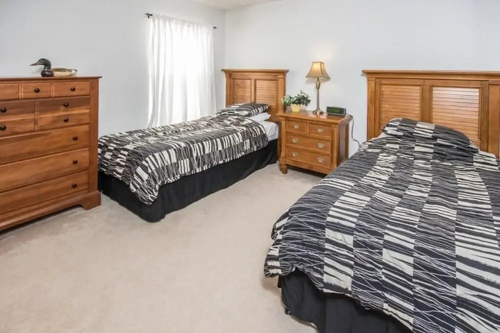 Room 5 of 18