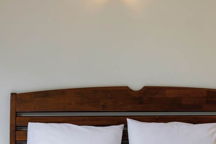 Room 17 of 153