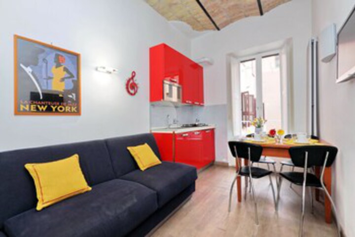 Room 16 of 32