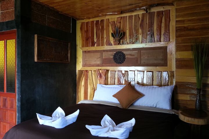 Room 9 of 68