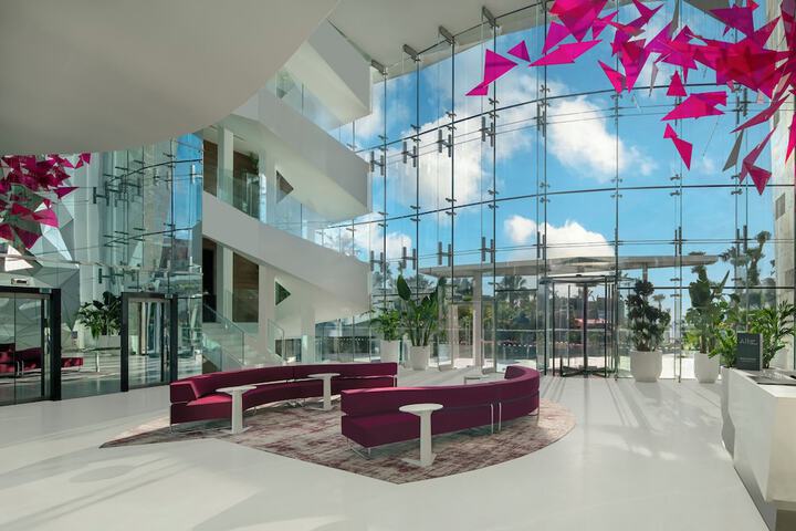 Guest Lobby