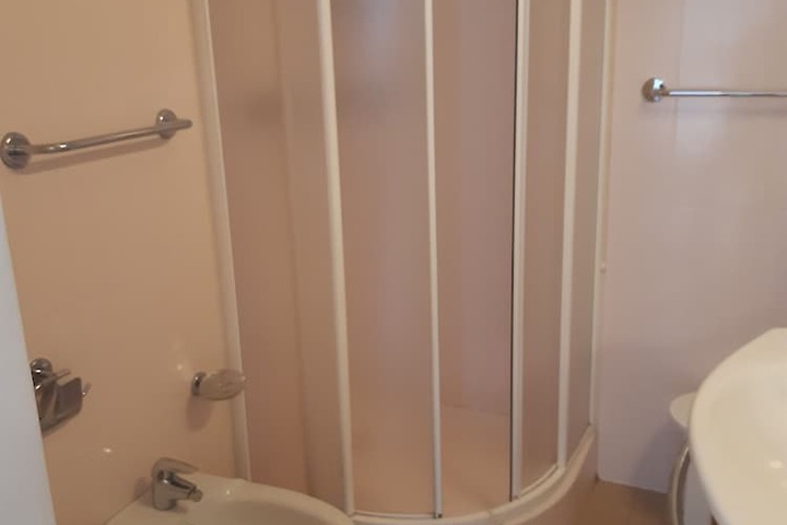 Room 11 of 12