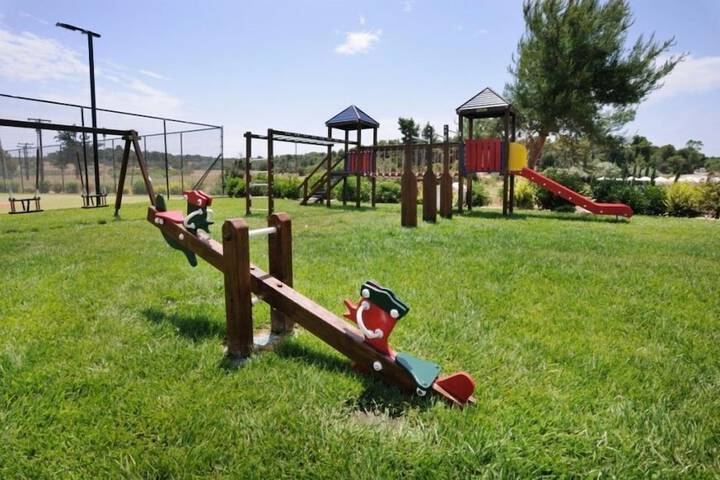 Children's play area - outdoor