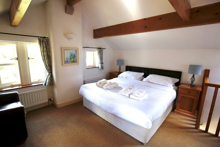 Room 9 of 62