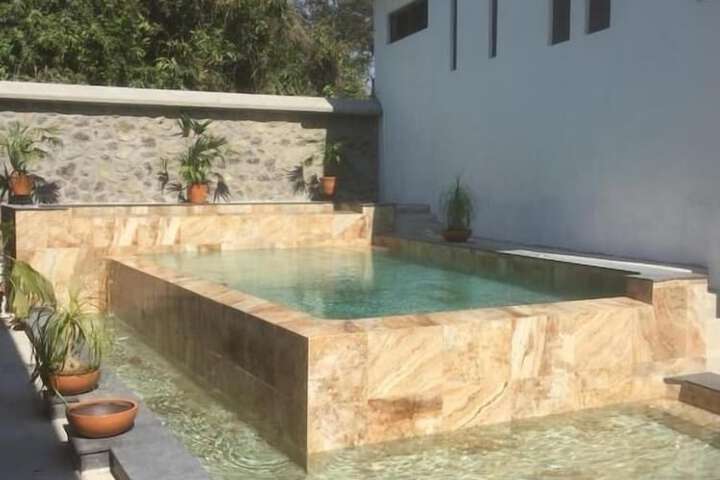 Pool 20 of 26