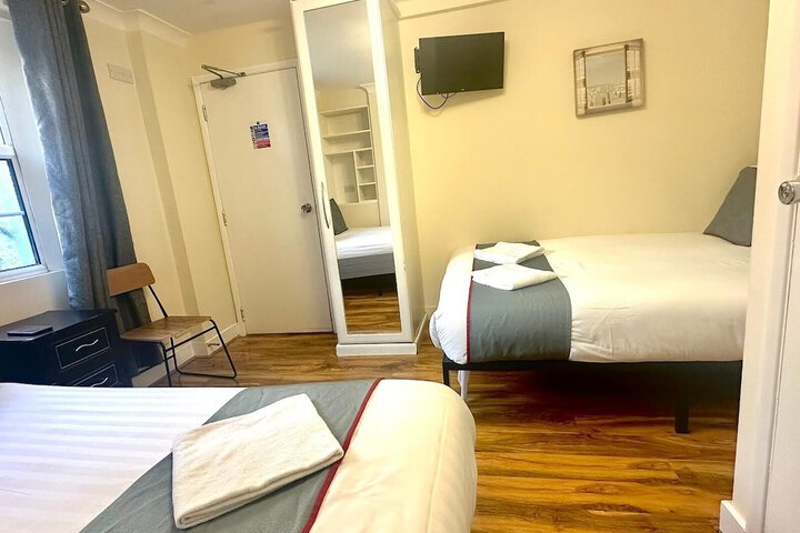 Room 63 of 96